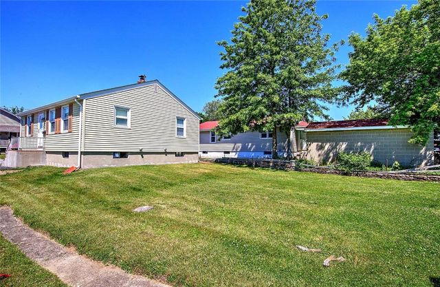 9 Custer Avenue, Johnston, RI 02919