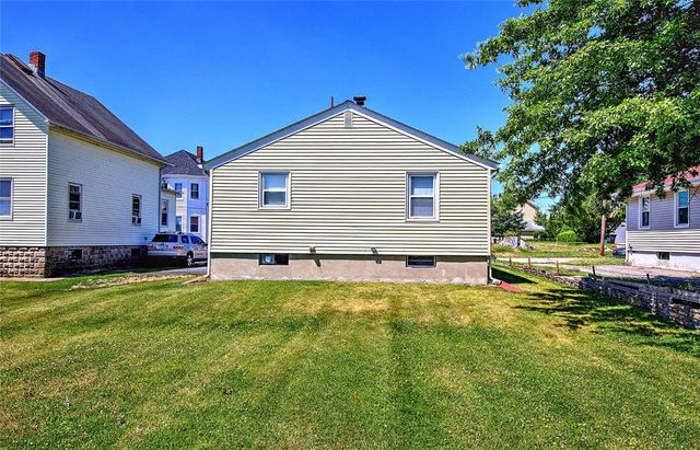 9 Custer Avenue, Johnston, RI 02919