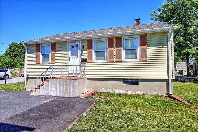 9 Custer Avenue, Johnston, RI 02919