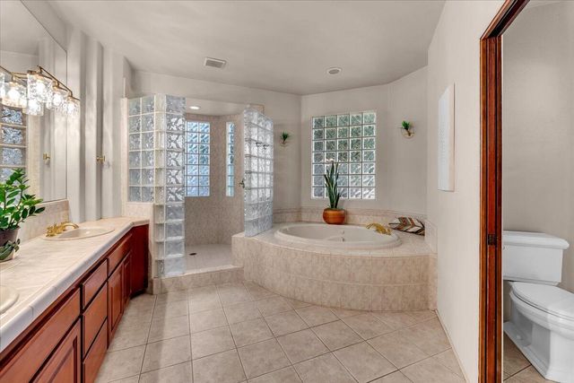 6681 Riverside Drive, Redding, CA 96001