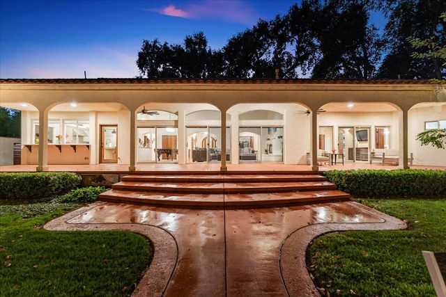 6681 Riverside Drive, Redding, CA 96001