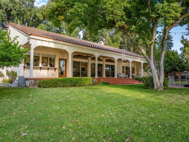 6681 Riverside Drive, Redding, CA 96001