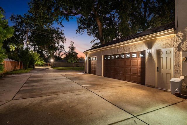 6681 Riverside Drive, Redding, CA 96001