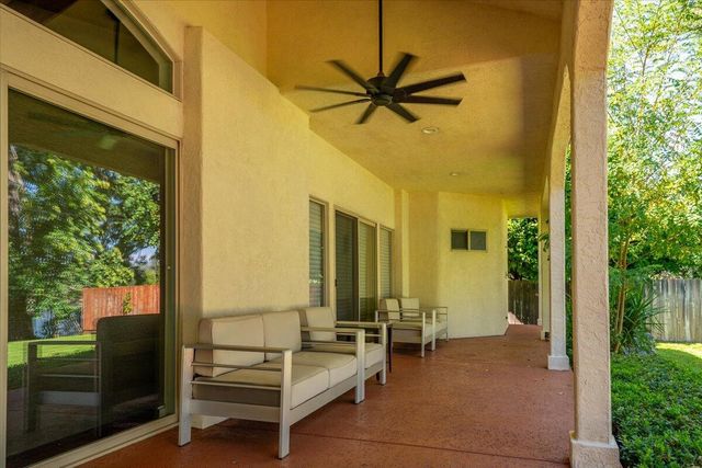 6681 Riverside Drive, Redding, CA 96001