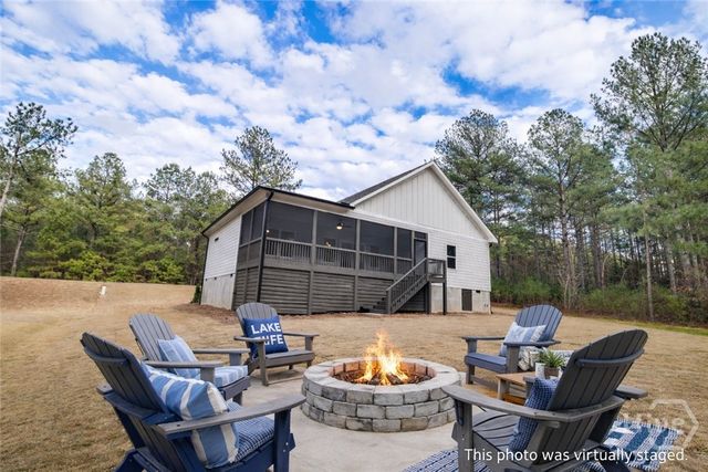 1198 Sunset Cove, Tignall, GA 30668