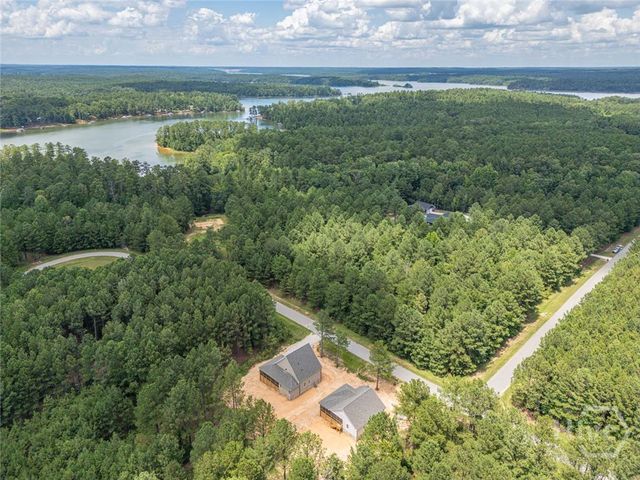 1198 Sunset Cove, Tignall, GA 30668
