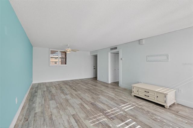 7465 BAY ISLAND DRIVE S 217, South Pasadena, FL 33707