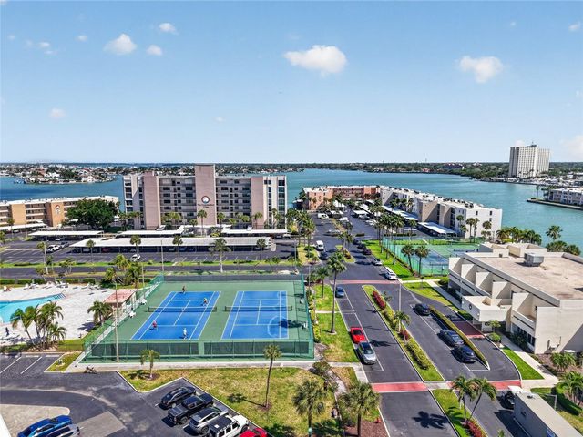 7465 BAY ISLAND DRIVE S 217, South Pasadena, FL 33707