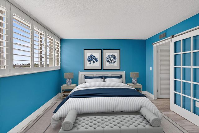 7465 BAY ISLAND DRIVE S 217, South Pasadena, FL 33707