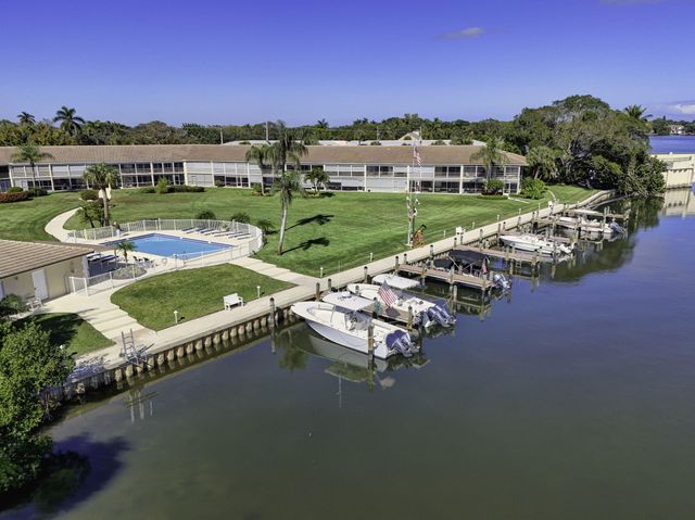 478 Tequesta Drive 204, Tequesta, FL 33469