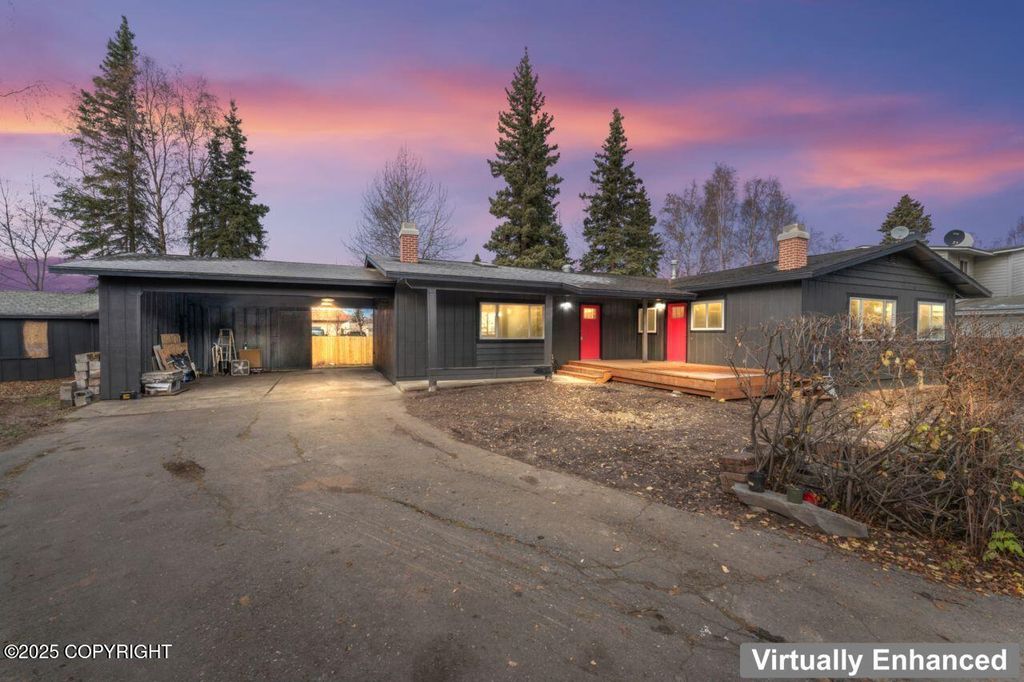 2718 Lee Street, Anchorage, AK 99504