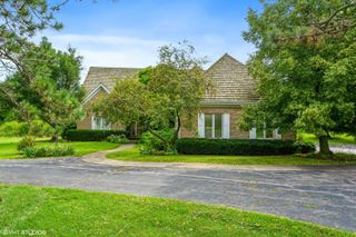 6248 PINETREE Drive, Long Grove, IL 60047