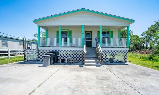 635 8th Street, Dickinson, TX 77539