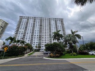 500 Bayview Dr 732, Sunny Isles Beach, FL 33160