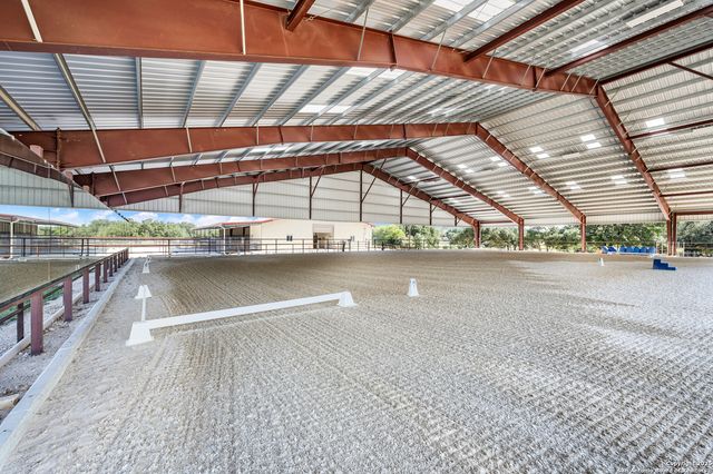 30350 Ralph Fair Road, Fair Oaks Ranch, TX 78015