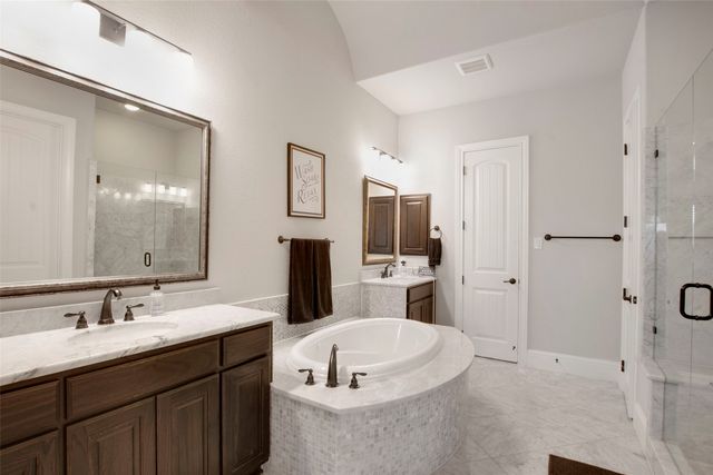 700 Britton Place, Heath, TX 75032