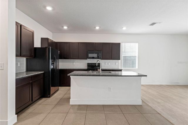 2878 SUNCOAST PLAINS DRIVE, Odessa, FL 33556