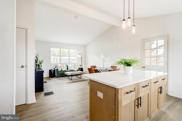 2900 BUTLER ST, Harrisburg, PA 17103