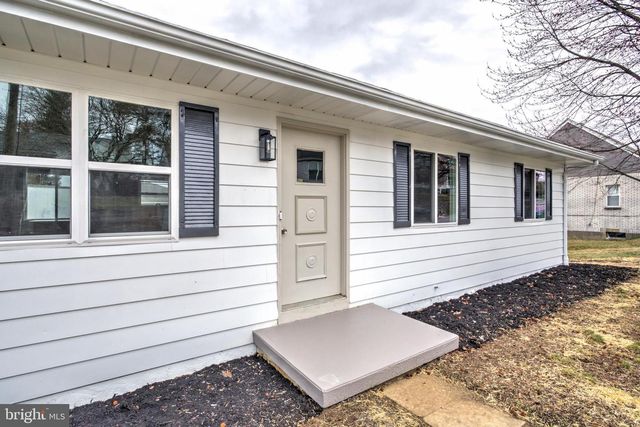 2900 BUTLER ST, Harrisburg, PA 17103