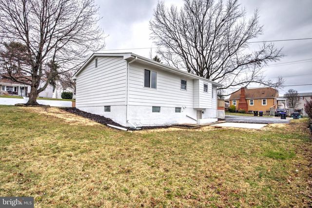 2900 BUTLER ST, Harrisburg, PA 17103