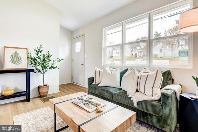 2900 BUTLER ST, Harrisburg, PA 17103