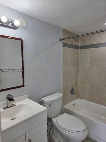 5505 NW 7th Street W315, Miami, FL 33126