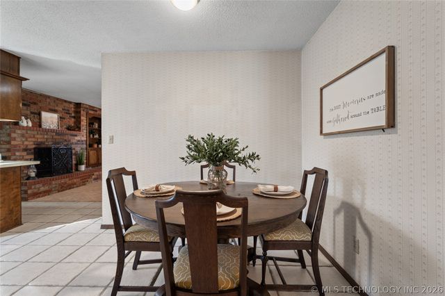 3133 Woodside, Ardmore, OK 73401