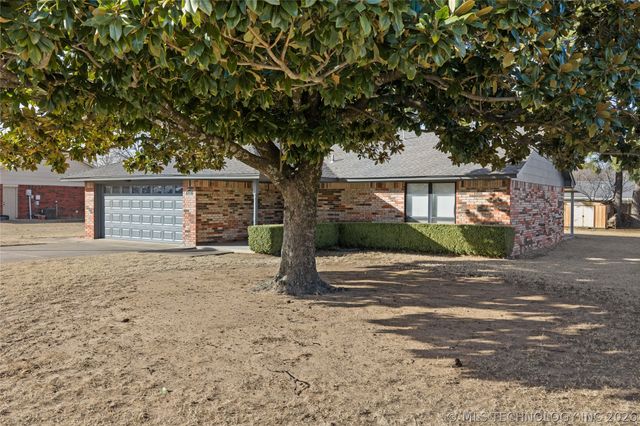 3133 Woodside, Ardmore, OK 73401