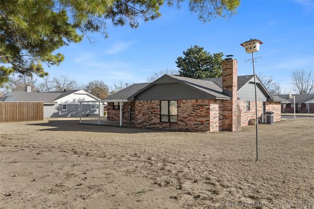 3133 Woodside, Ardmore, OK 73401