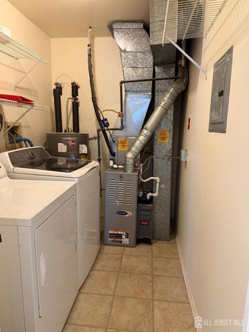 161 Andover Place, Robbinsville, NJ 08691