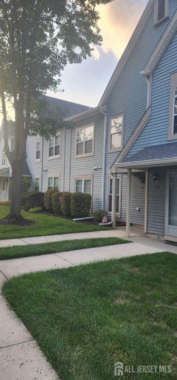 161 Andover Place, Robbinsville, NJ 08691