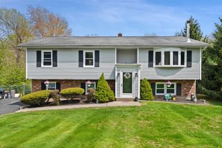 3262 Stony Street, Mohegan Lake, NY 10547