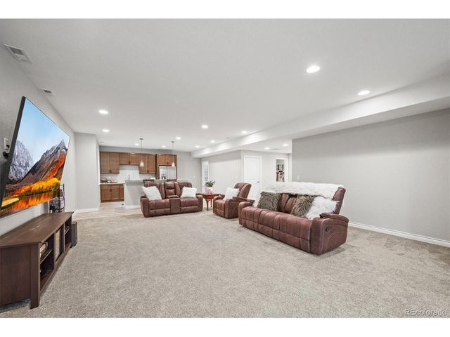 1240 Kenosha Dr, Larkspur, CO 80118