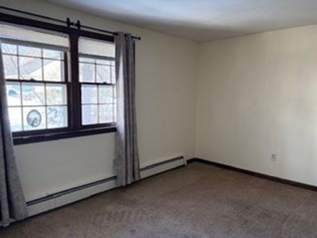 163 Long Pond Dr 163, Dracut, MA 01826