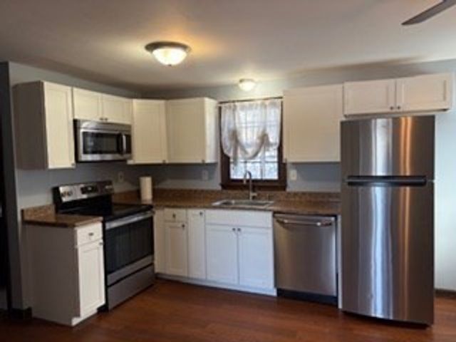 163 Long Pond Dr 163, Dracut, MA 01826