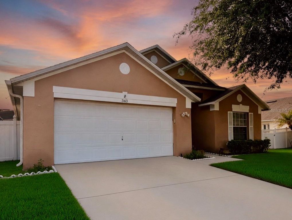 Image 3 of property listing at 343 LYTTON CIRCLE, Orlando, FL 32824