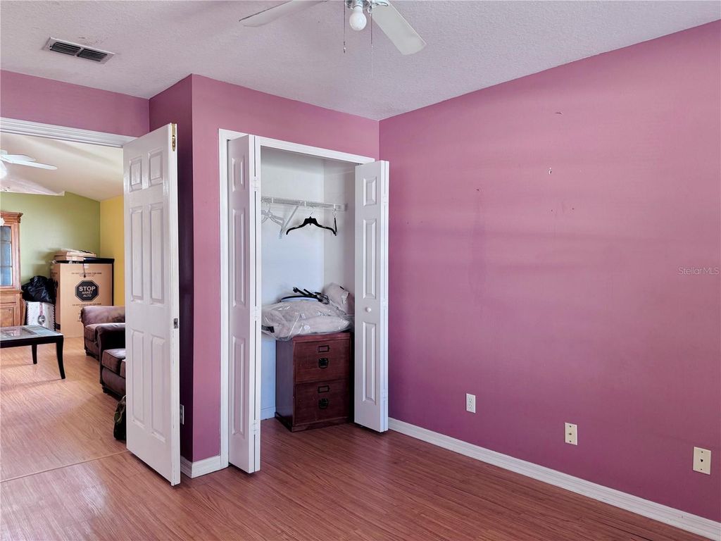 Image 30 of property listing at 343 LYTTON CIRCLE, Orlando, FL 32824