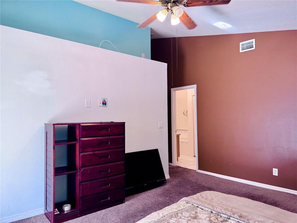 Image 34 of property listing at 343 LYTTON CIRCLE, Orlando, FL 32824