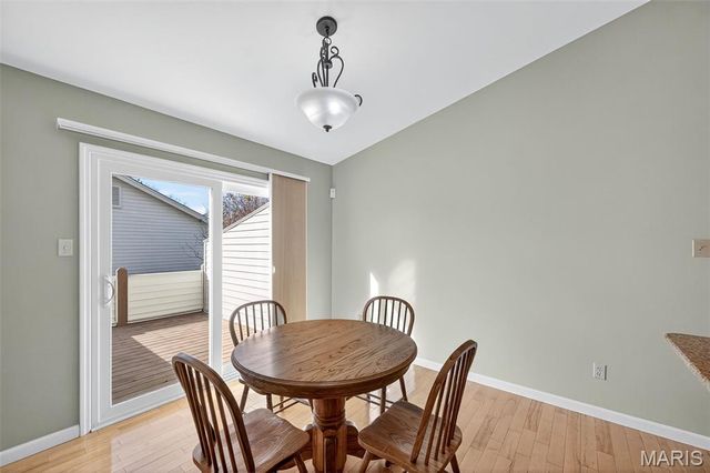 14734 Ladue Bluffs Crossing Drive, Chesterfield, MO 63017