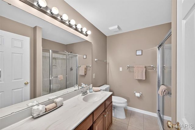 14734 Ladue Bluffs Crossing Drive, Chesterfield, MO 63017