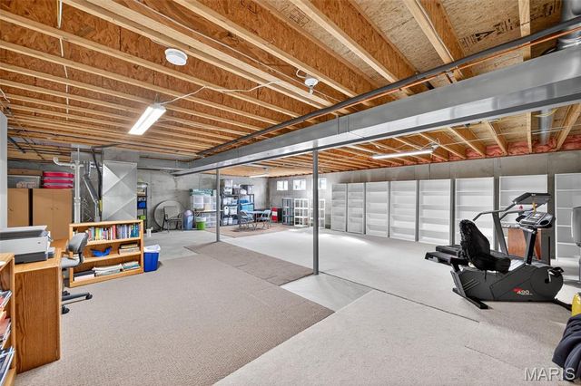 14734 Ladue Bluffs Crossing Drive, Chesterfield, MO 63017