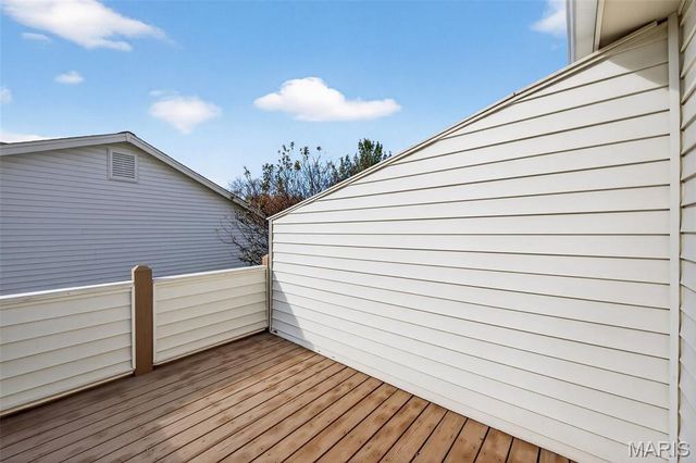 14734 Ladue Bluffs Crossing Drive, Chesterfield, MO 63017