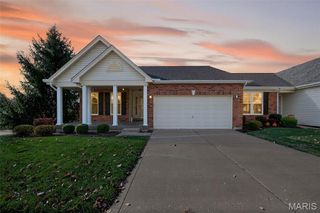 14734 Ladue Bluffs Crossing Drive, Chesterfield, MO 63017