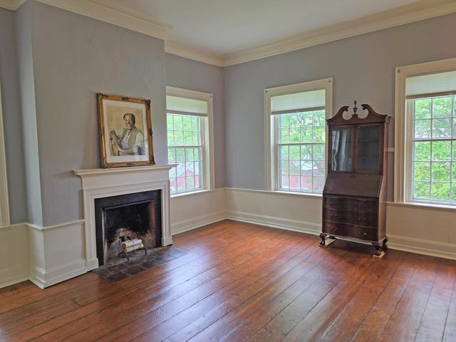 53 Hickory Ridge Road South, Putney, VT 05346