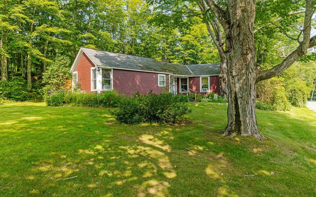 53 Hickory Ridge Road South, Putney, VT 05346