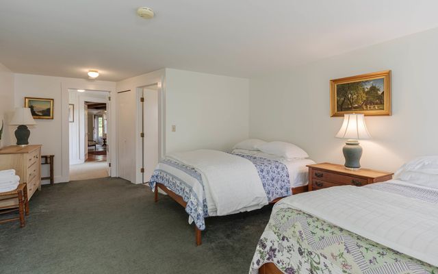 53 Hickory Ridge Road South, Putney, VT 05346