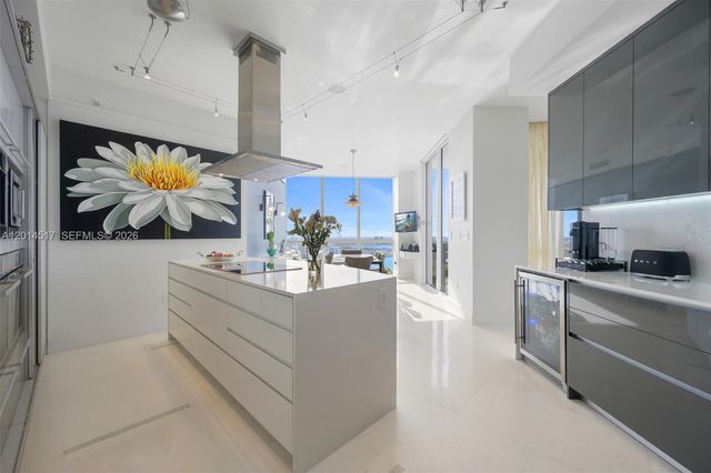 18201 Collins Ave 4901, Sunny Isles Beach, FL 33160