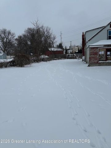 2112 N High Street, Lansing, MI 48906