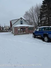 2112 N High Street, Lansing, MI 48906