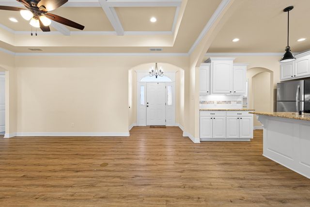 118 Kallan Rd, Diana, TX 75640
